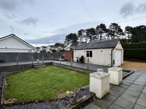 Photo 22- click for photo gallery